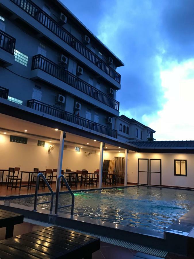 Jasmine Vangvieng Hotel Vang Vieng Eksteriør billede